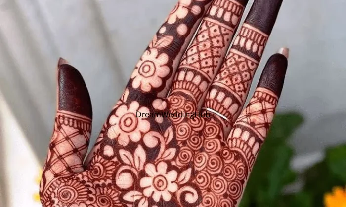 Mumtaj Mehendi designs